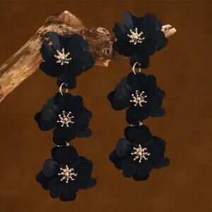 Boho Triple Flower Drop Earrings Long Matte Floral Dangle Black Floral Earrings